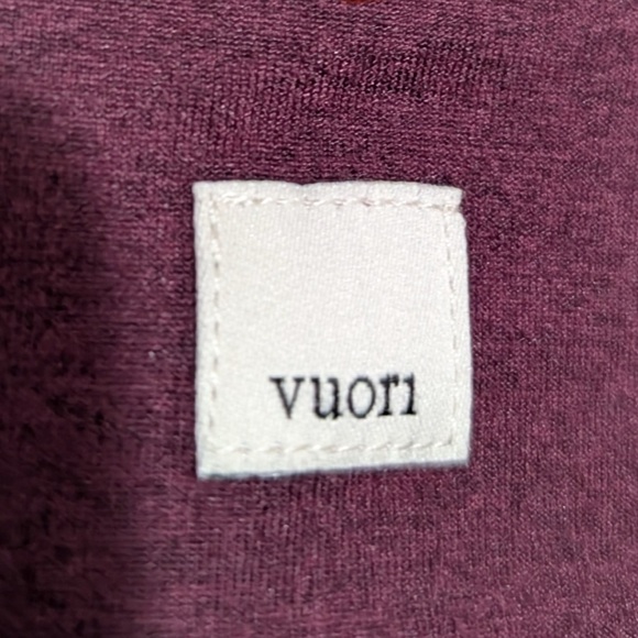 Vuori Halo Performance Hoodie - Picture 8 of 8